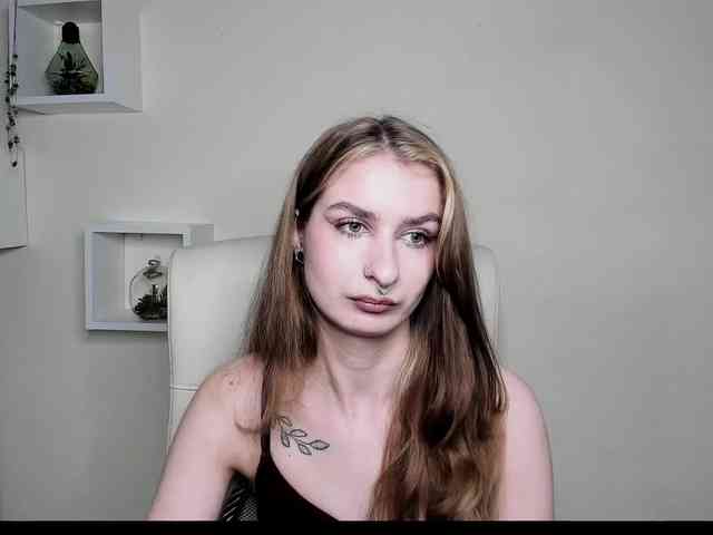 HotNina19 webcam