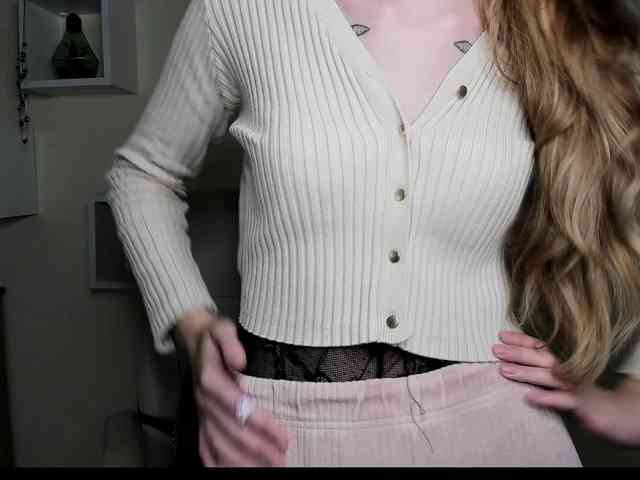 HotNina19 webcam