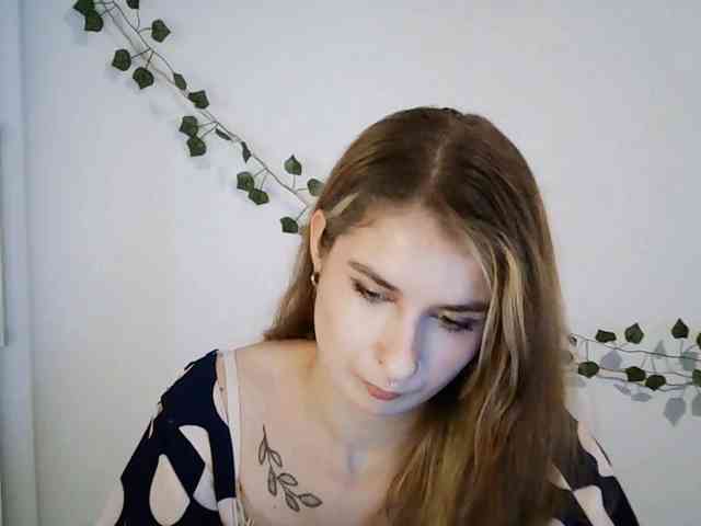 HotNina19 webcam