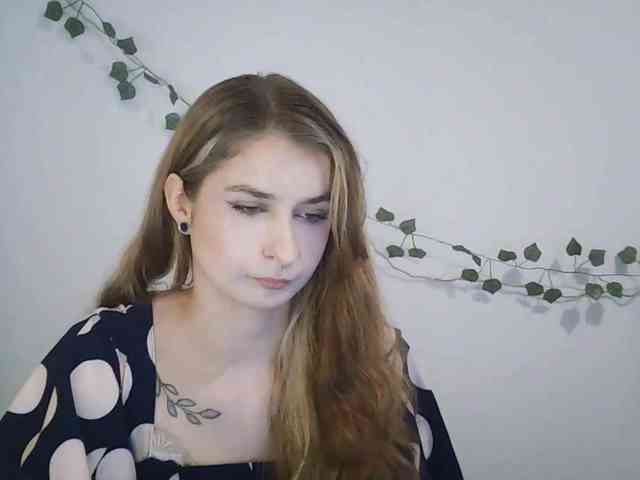 HotNina19 webcam