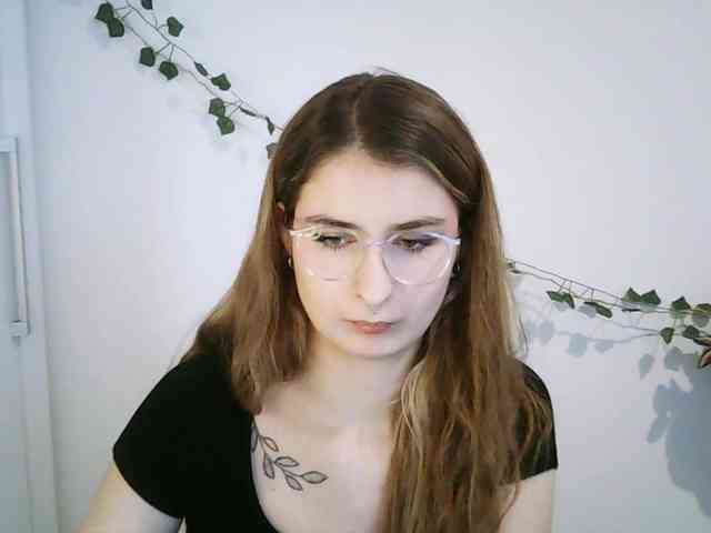 HotNina19 webcam