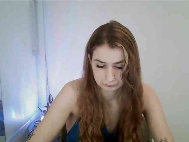 HotNina19 webcam