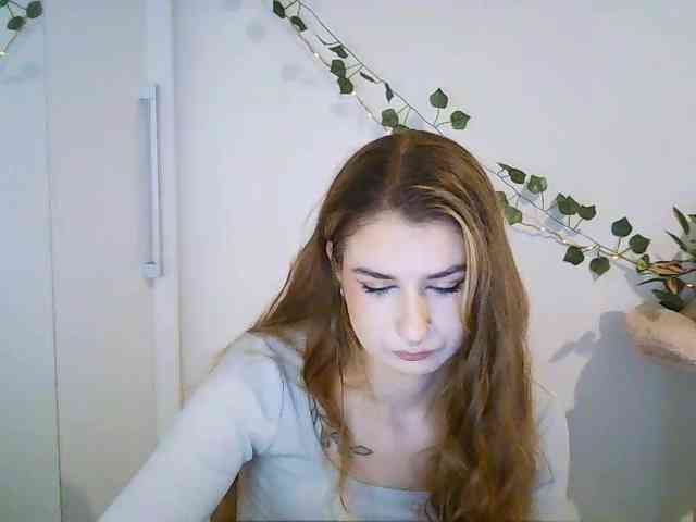 HotNina19 webcam