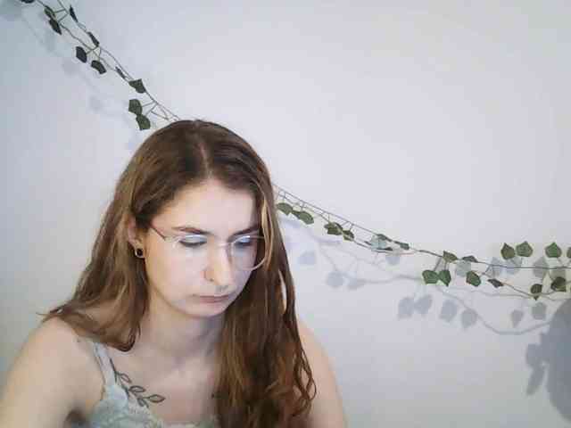 HotNina19 webcam