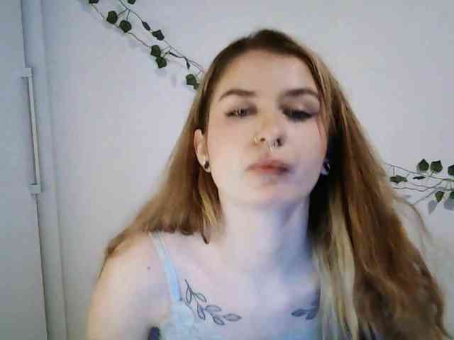 HotNina19 webcam