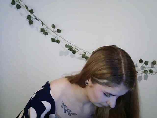 HotNina19 webcam