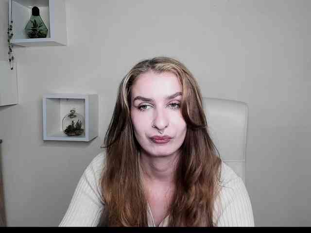 HotNina19 webcam