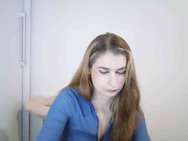 HotNina19 webcam