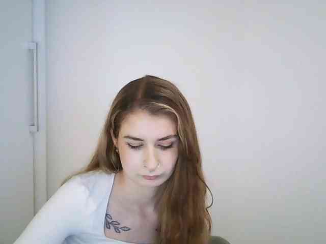 HotNina19 webcam