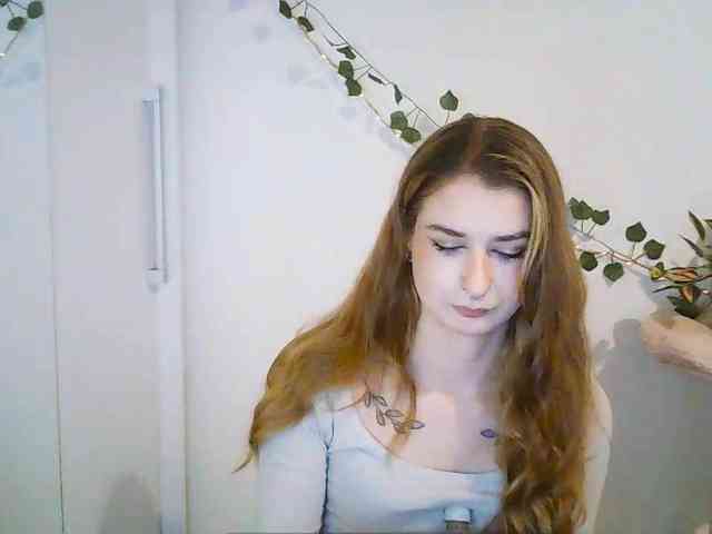 HotNina19 webcam