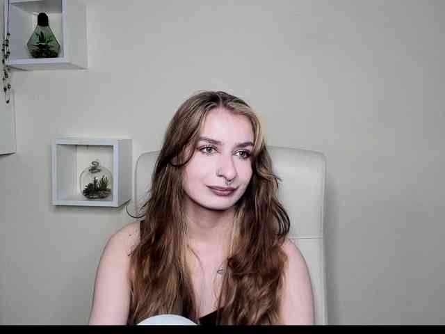 HotNina19 webcam