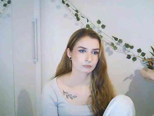 HotNina19 webcam