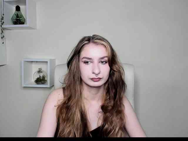 HotNina19 webcam
