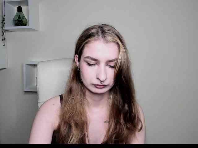 HotNina19 webcam
