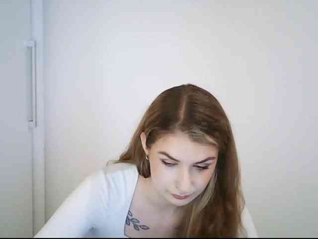 HotNina19 webcam