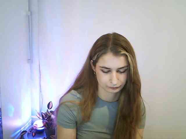 HotNina19 webcam