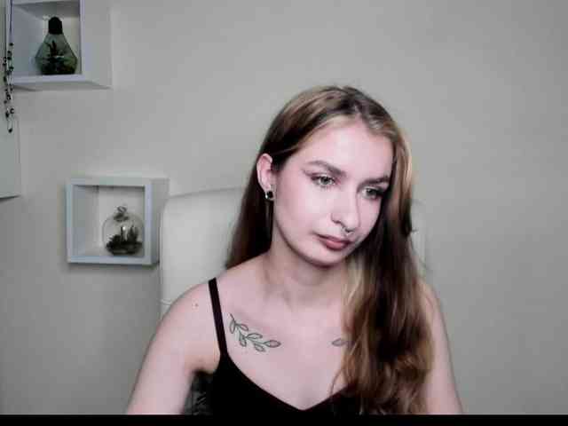 HotNina19 webcam