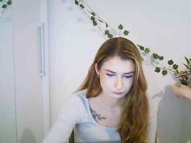HotNina19 webcam