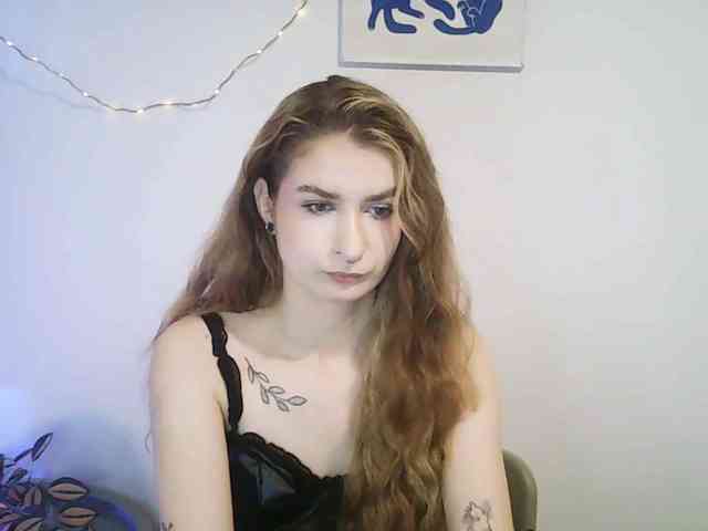 HotNina19 webcam