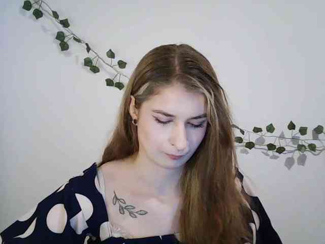 HotNina19 webcam