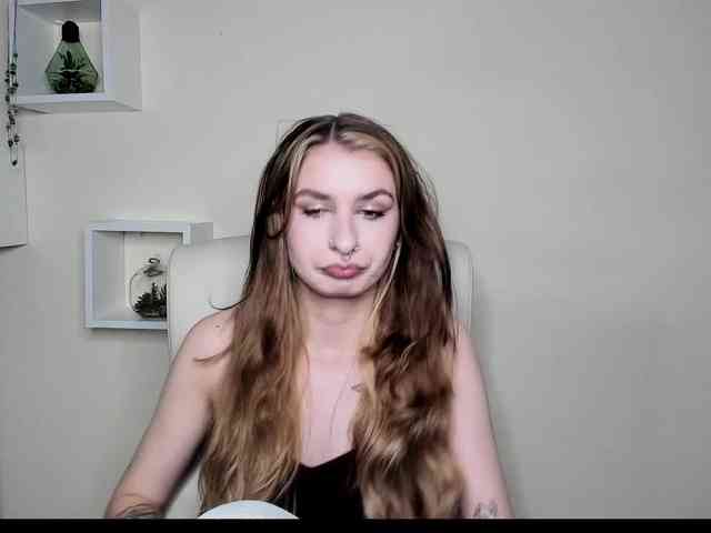 HotNina19 webcam