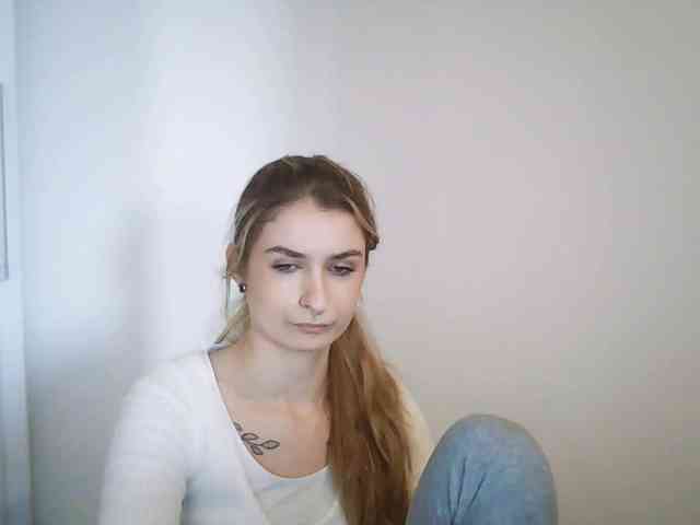 HotNina19 webcam