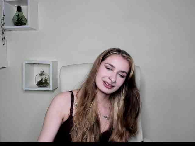 HotNina19 webcam