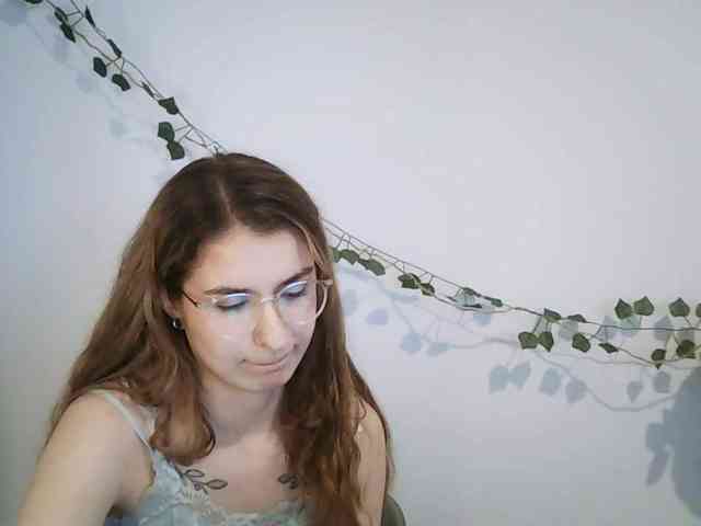 HotNina19 webcam