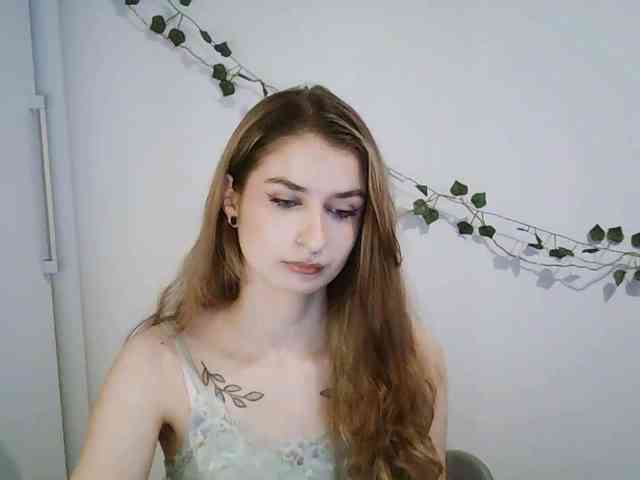 HotNina19 webcam