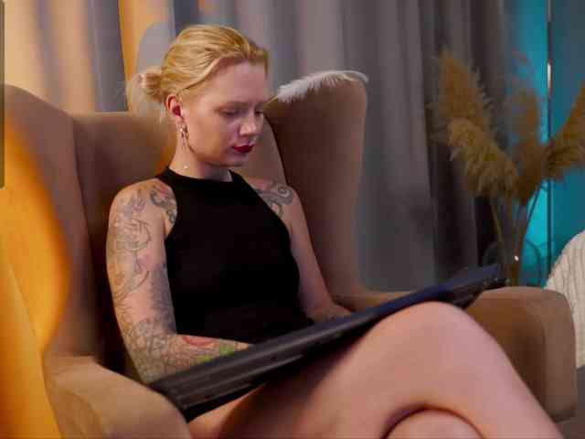 ViviaRocks webcam