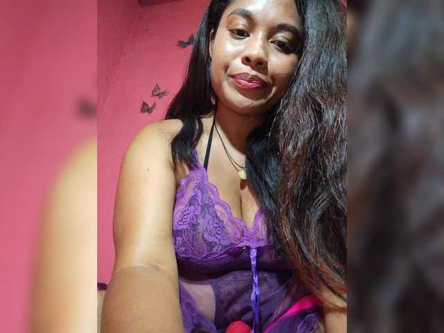 Brendah23's BongaCams show and profile