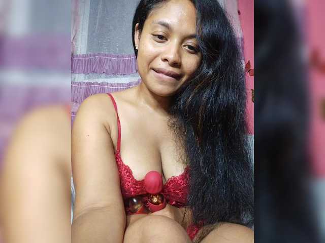 Brendah23's BongaCams show and profile