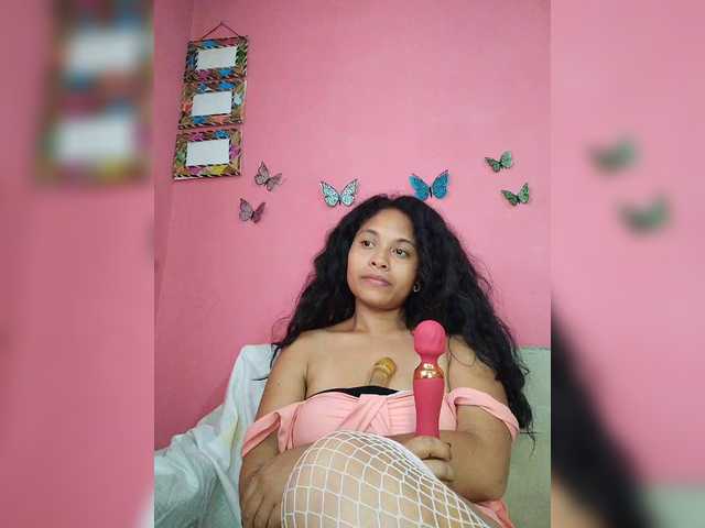 Brendah23's BongaCams show and profile