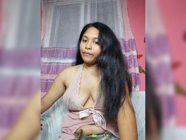 Brendah23's BongaCams show and profile