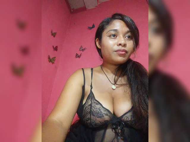 Brendah23's BongaCams show and profile