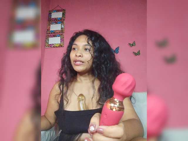 Brendah23's BongaCams show and profile