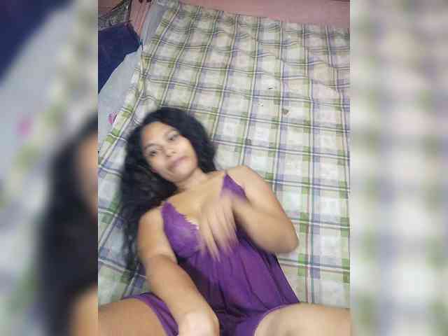 Brendah23 webcam