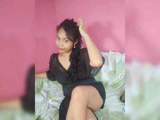 Brendah23 Live Webcam on BongaCams