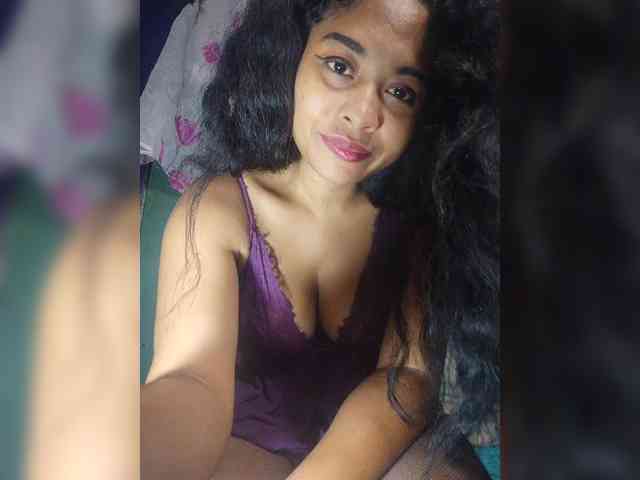 Brendah23 webcam