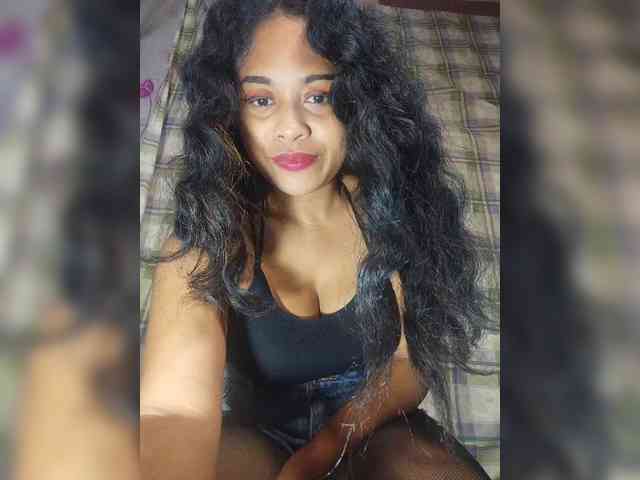 Brendah23 webcam