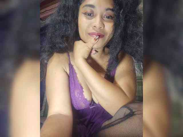 Brendah23 webcam