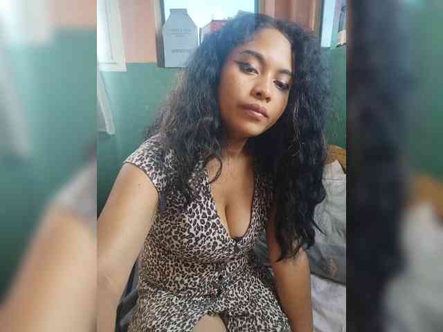 Brendah23 webcam
