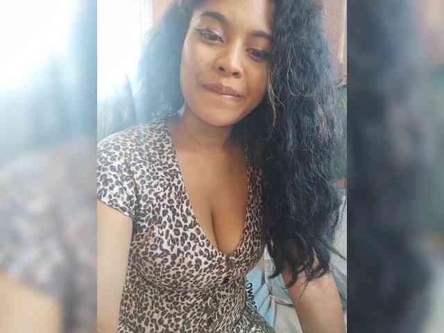 Brendah23 webcam