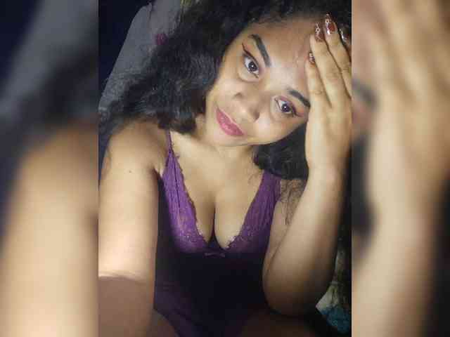 Brendah23 webcam