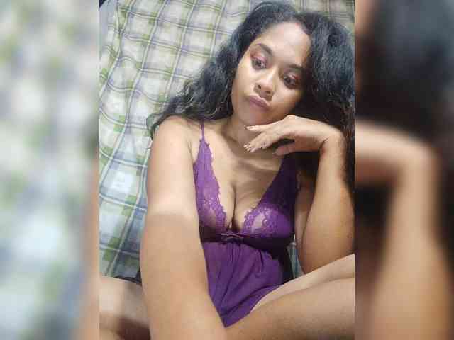 Brendah23 webcam
