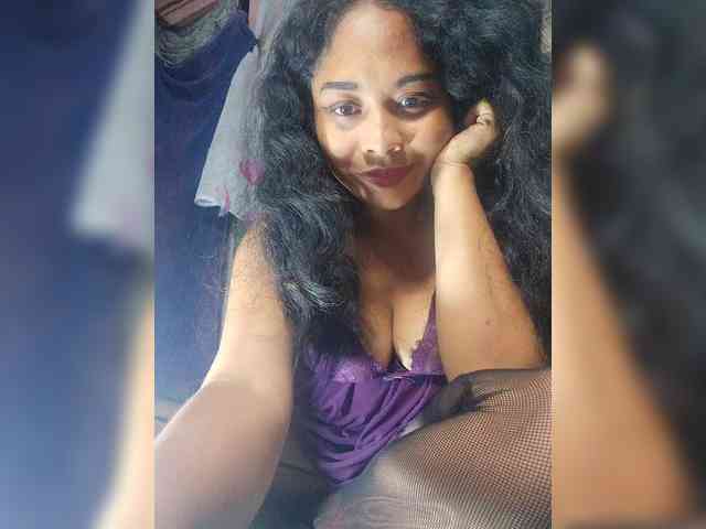Brendah23 webcam