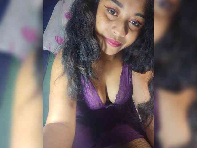 Brendah23 webcam