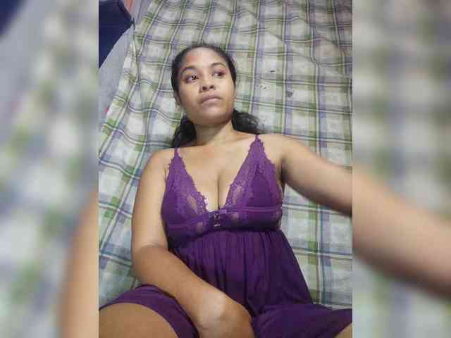 Brendah23 webcam