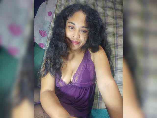 Brendah23 webcam