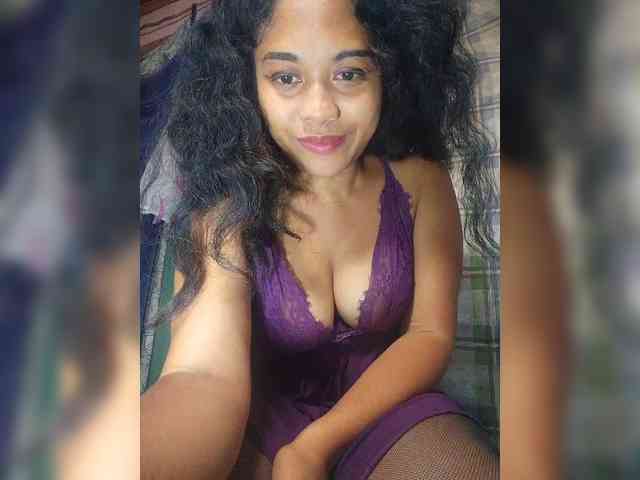 Brendah23 webcam